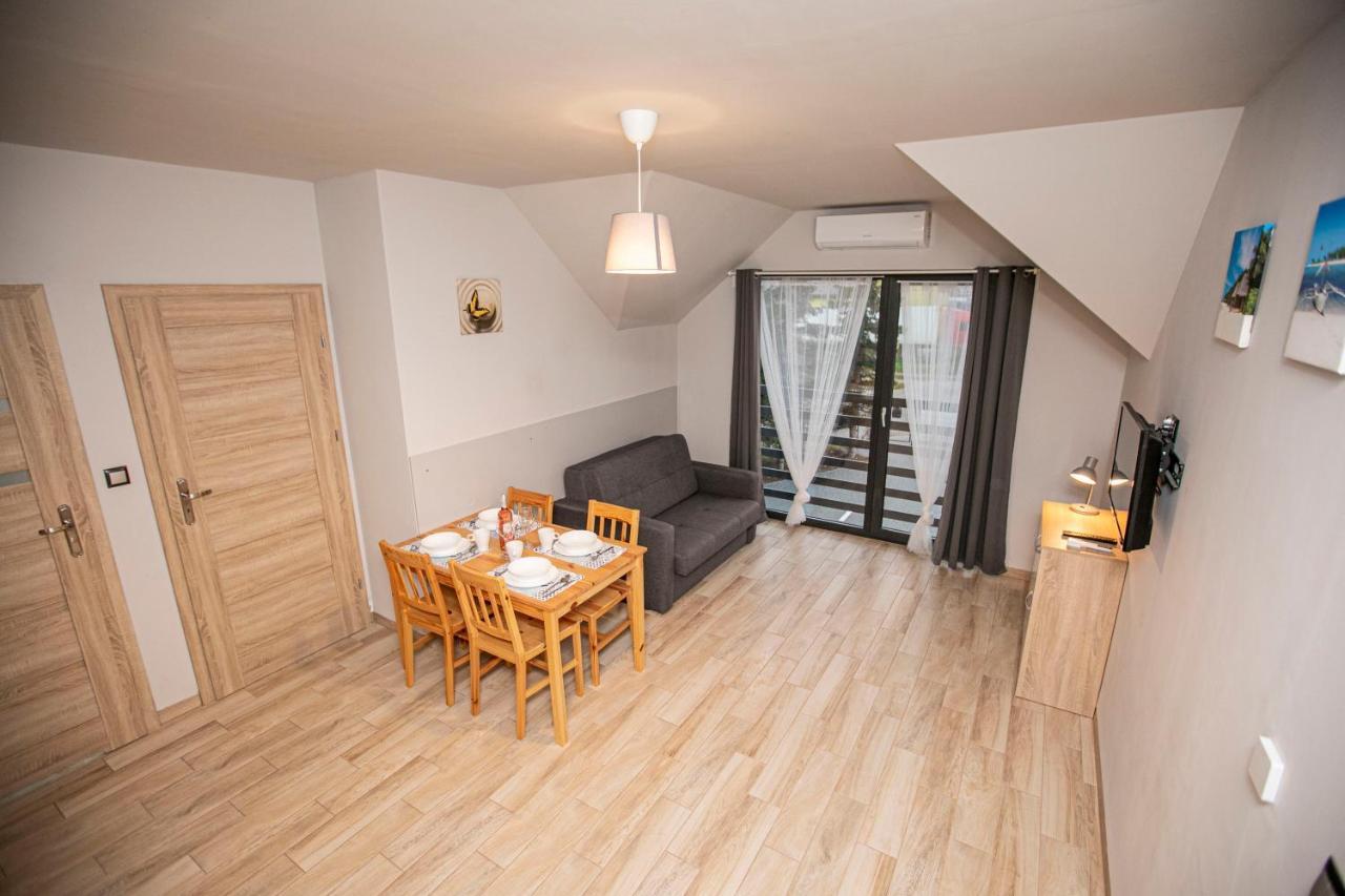 Pier Apartment *